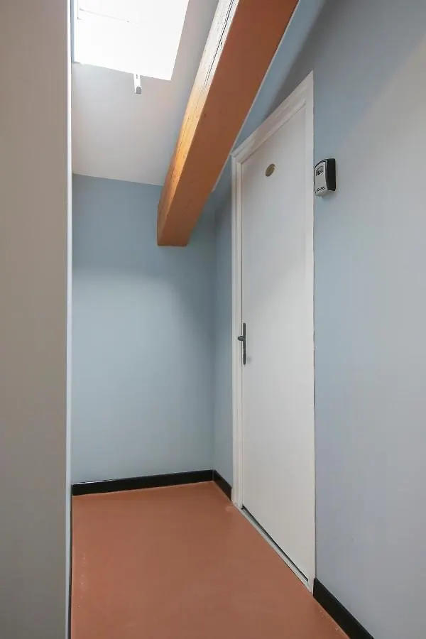 Appartement L'Océan, T2 hypercentre chic et cosy, Wifi par SOVALFI à Saint-Etienne  France