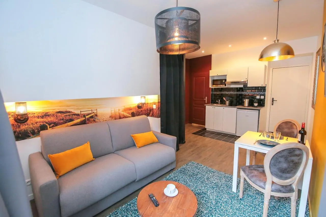 L'Ocean, T2 Hypercentre Chic Et Cosy, Wifi Par Sovalfi Apartment Saint-Etienne  France