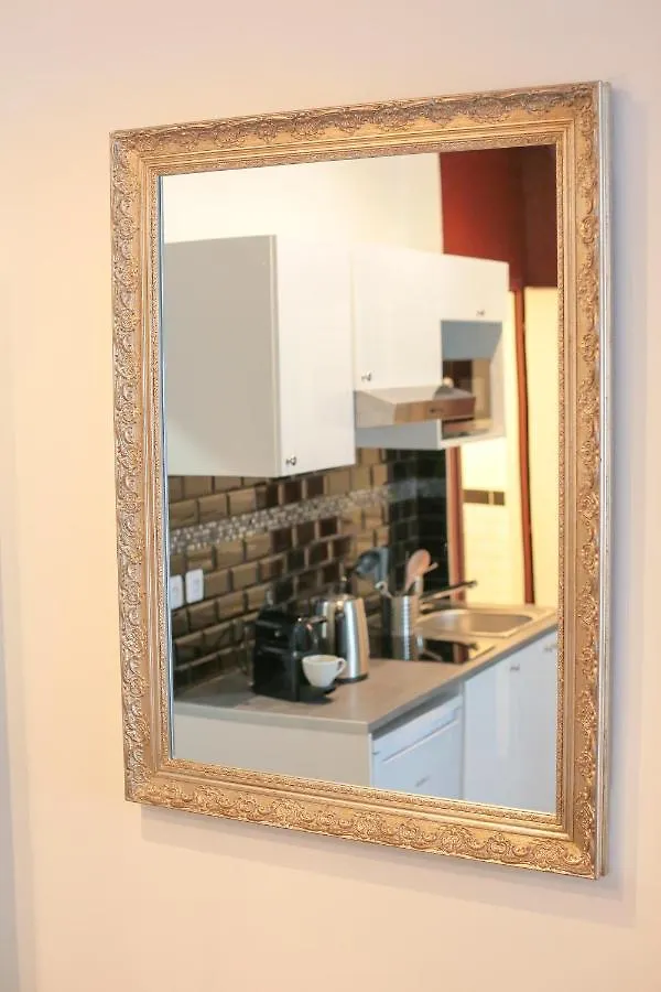 L'Ocean, T2 Hypercentre Chic Et Cosy, Wifi Par Sovalfi Apartment Saint-Etienne   Saint-Etienne (Loire)